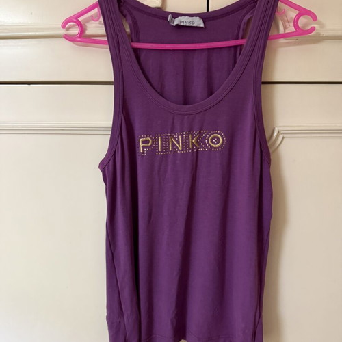 Pinko sleeveless blouse used, purple with gold and strass