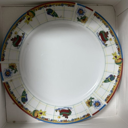 Vicko serving set with bowl, plate, and cup