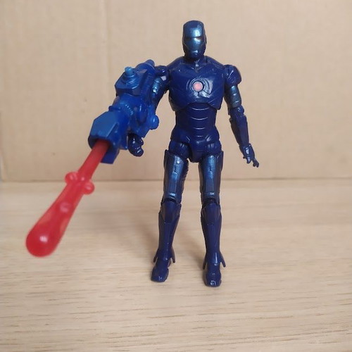 Iron Man Fusion Armor figure 11 cm like new