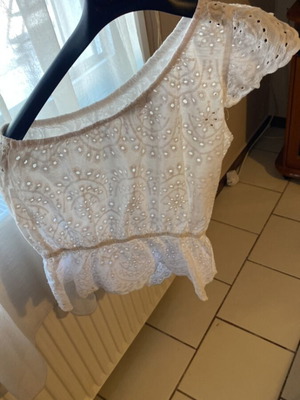 Freestyle Kipour Blouse white, like new, airy lining