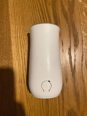 Glade Sense and Spray device in excellent condition without refill