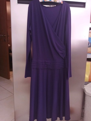Dress used purple size M wrinkle-free below the knee