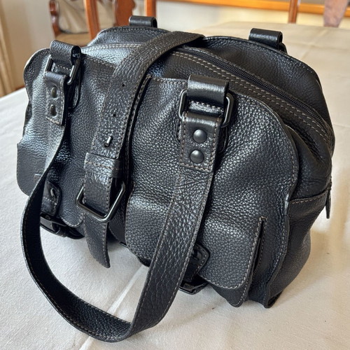 Coccinelle shoulder bag like new, genuine leather, black