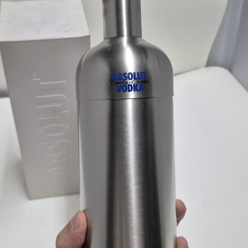 Absolut shaker limited edition new