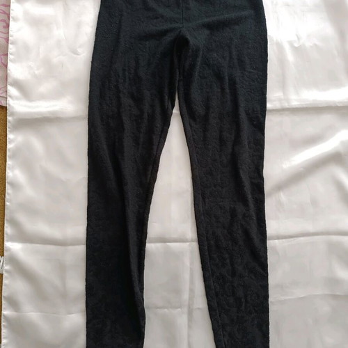 Benetton Black Leggings XS Used With Flowers