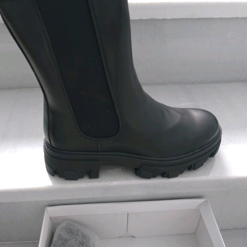 Women's ankle boots new black size 40