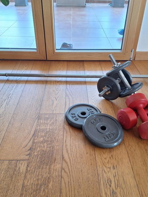 Weights dumbbells and barbell set like new