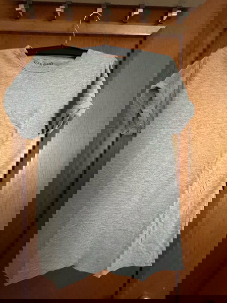 Mens grey t shirt