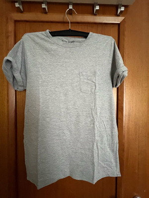 River Island men's grey t-shirt with pocket used, size S