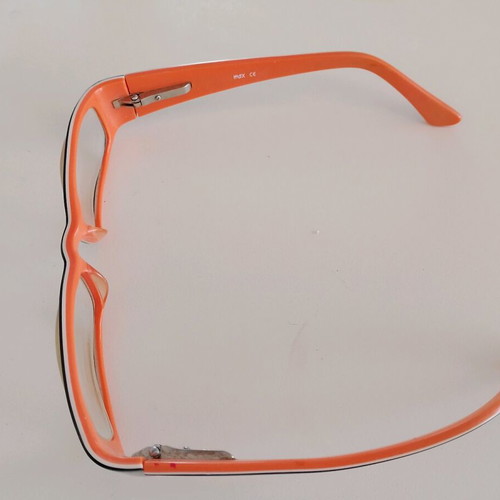 Myopia glasses frame used with embossed side surface