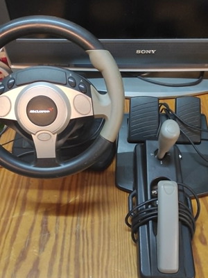 Τιμόνι αγώνων McLaren-Style πλήρες σετ σαν καινούργιο για PC
