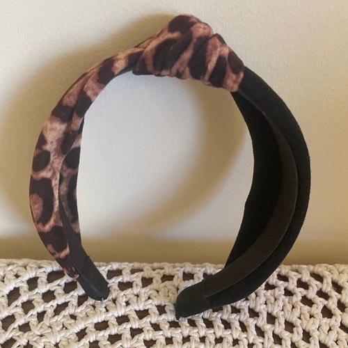 Leopard headband like new, black
