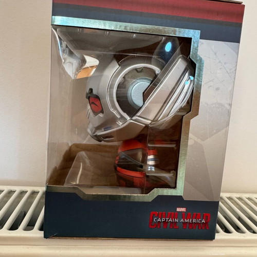 Marvel Giant Man Dorbz Vinyl Collectible like new from Captain America Civil War