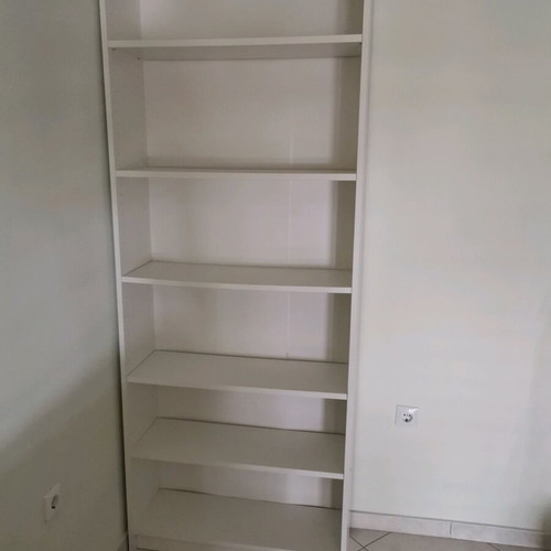Bookcase made of melamine like new