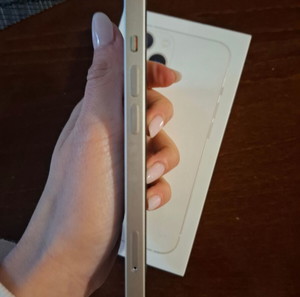 Apple iPhone 13 128GB 5G Starlight