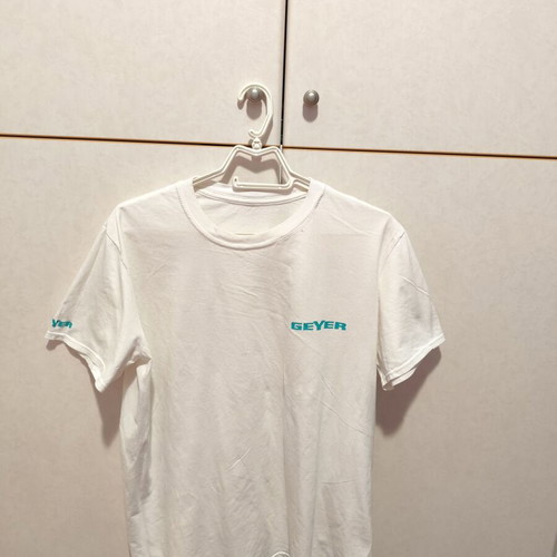 White cotton t-shirt size L like new