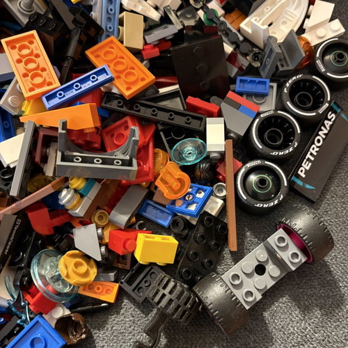 Lego authentic pieces like new, 1kg set with diverse parts