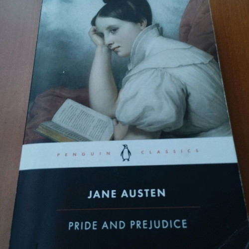 Pride and Prejudice Jane Austen Penguin Classics vintage edition like new, English