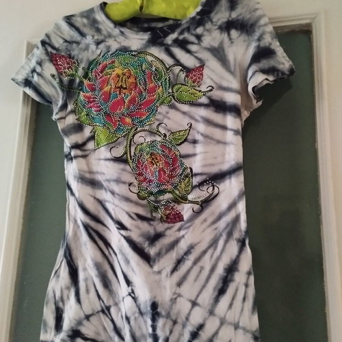 In Vein tie dye rock T shirt with Swarovski floral new, size M
