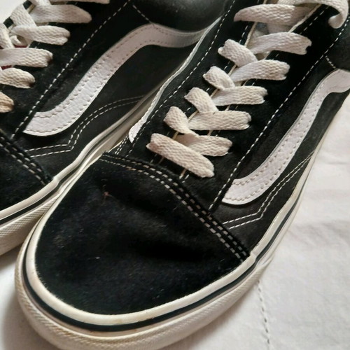 Vans athletic shoes size 37 like new, black unisex