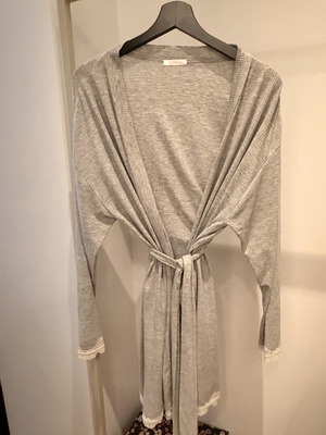 Kimono Yamamay gray with lace details, like new, size M/L