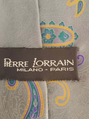 Silk tie like new, multicolored