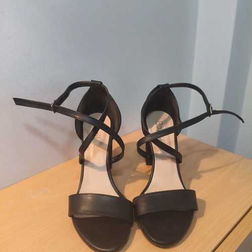 Bozikis black high-heeled sandals used, size 38