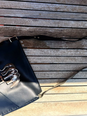 Individual Art Leather Boho leather bag with elephant clasp