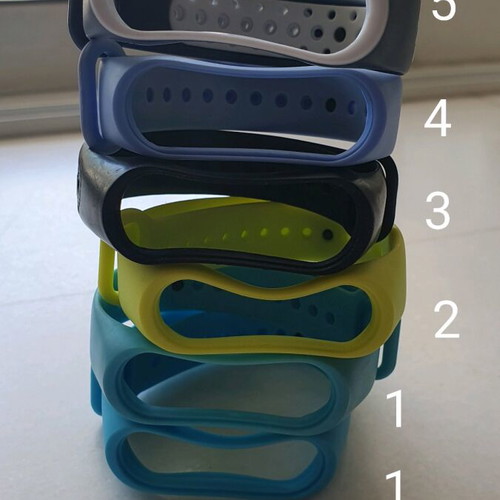 Mi Smart Band 3/4 straps like new