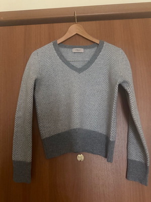 Lola wool sweater like new, grey, cashmere blend