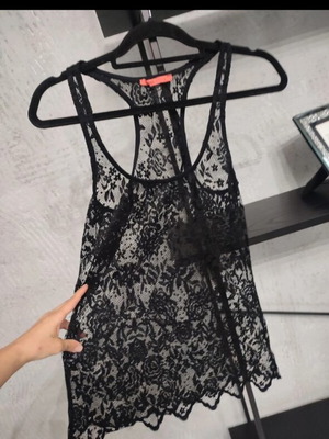 Bershka black lace top size L like new