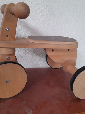 Ξύλινο ποδήλατο First Woody Bike της HOPPL σαν καινούργιο