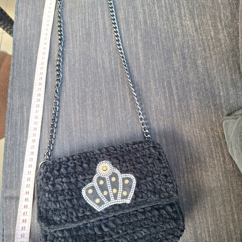Handmade black knitted shoulder bag used with strass