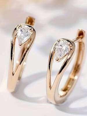 Gold earrings with red stone new