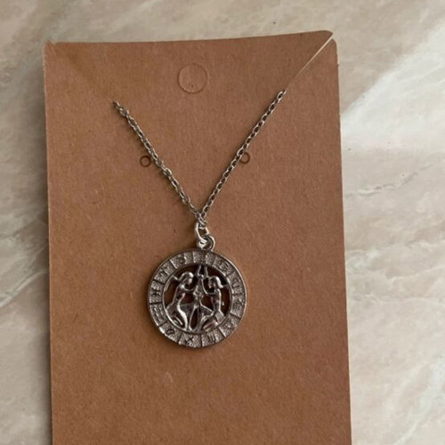 Gemini necklace like new, stainless steel, gray