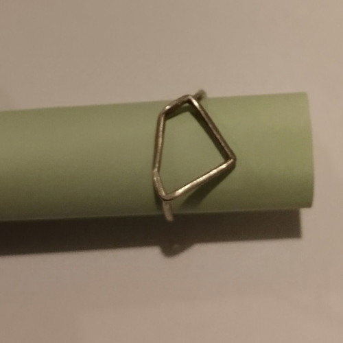 Ring like new, silver color