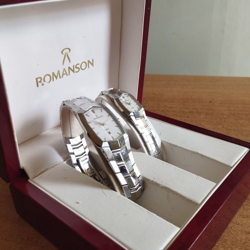 Romanson Tulip unisex watch set like new, silver