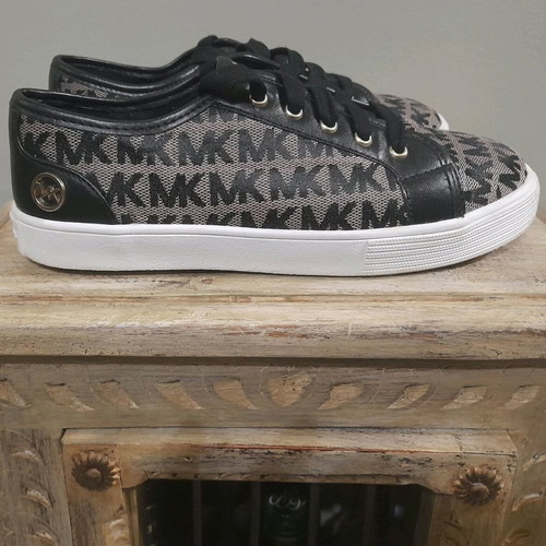 Michael Kors Trainers Logo athletic shoes new, size 36, multicolor