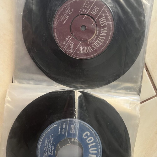 Vinyl 45 rpm records used, two cases with over fifty laiko and rembetika
