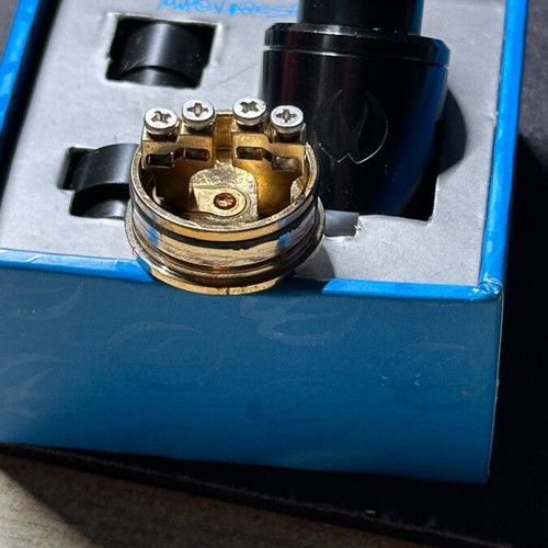 Vandy Vape Icon RDA atomizer used