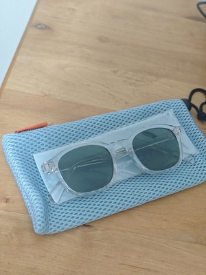 Polaris POL045 C20 sunglasses with transparent frame, like new