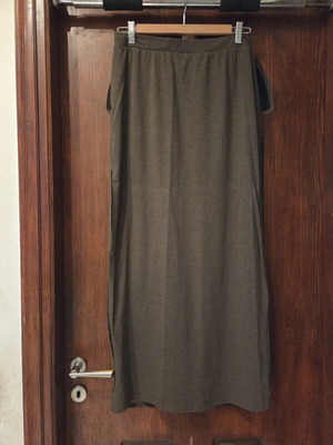 Bershka khaki maxi skirt like new, size L 40 12