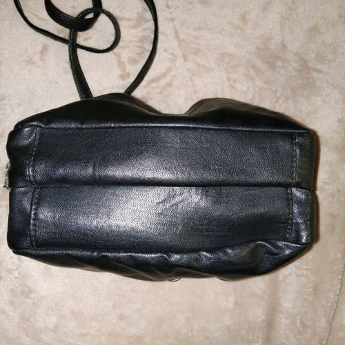 Small black Berska bag like new, crossbody