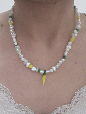 Necklace with lemon new, handmade with pearl-type beads