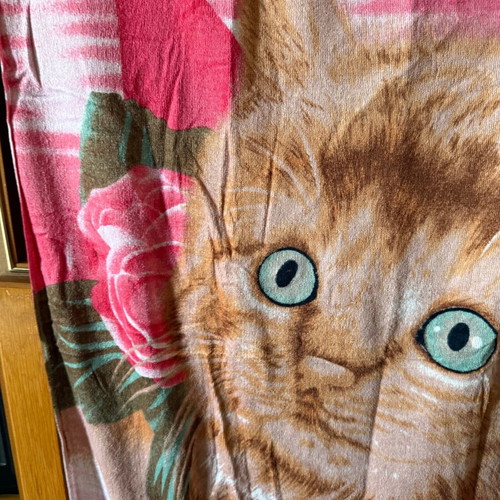 Beach towel with pink cat new