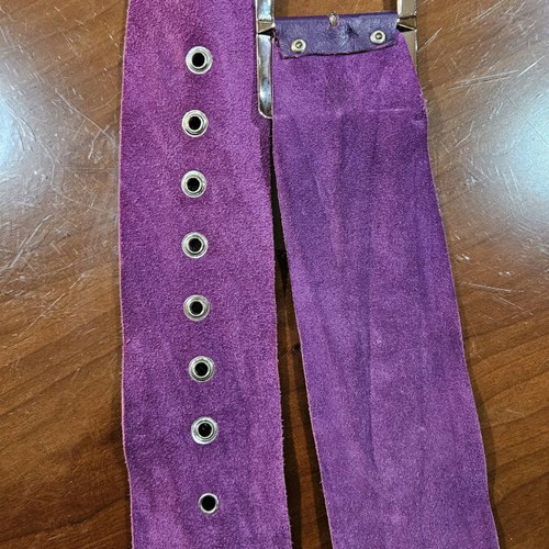 Vintage belt with large buckle like new, purple, size 90