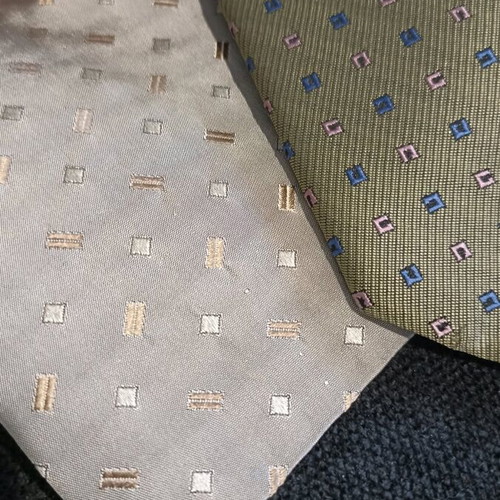 Silk branded ties like new, set of 3