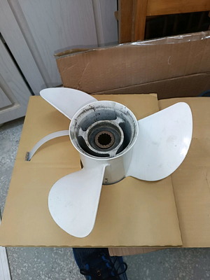 Aluminum propeller used 12 5/8x21