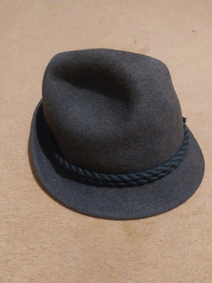 Authentic Tyrolean hat new, khaki felt