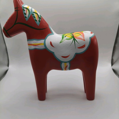 Dala horse set of 2 like new, traditional Swedish folk art